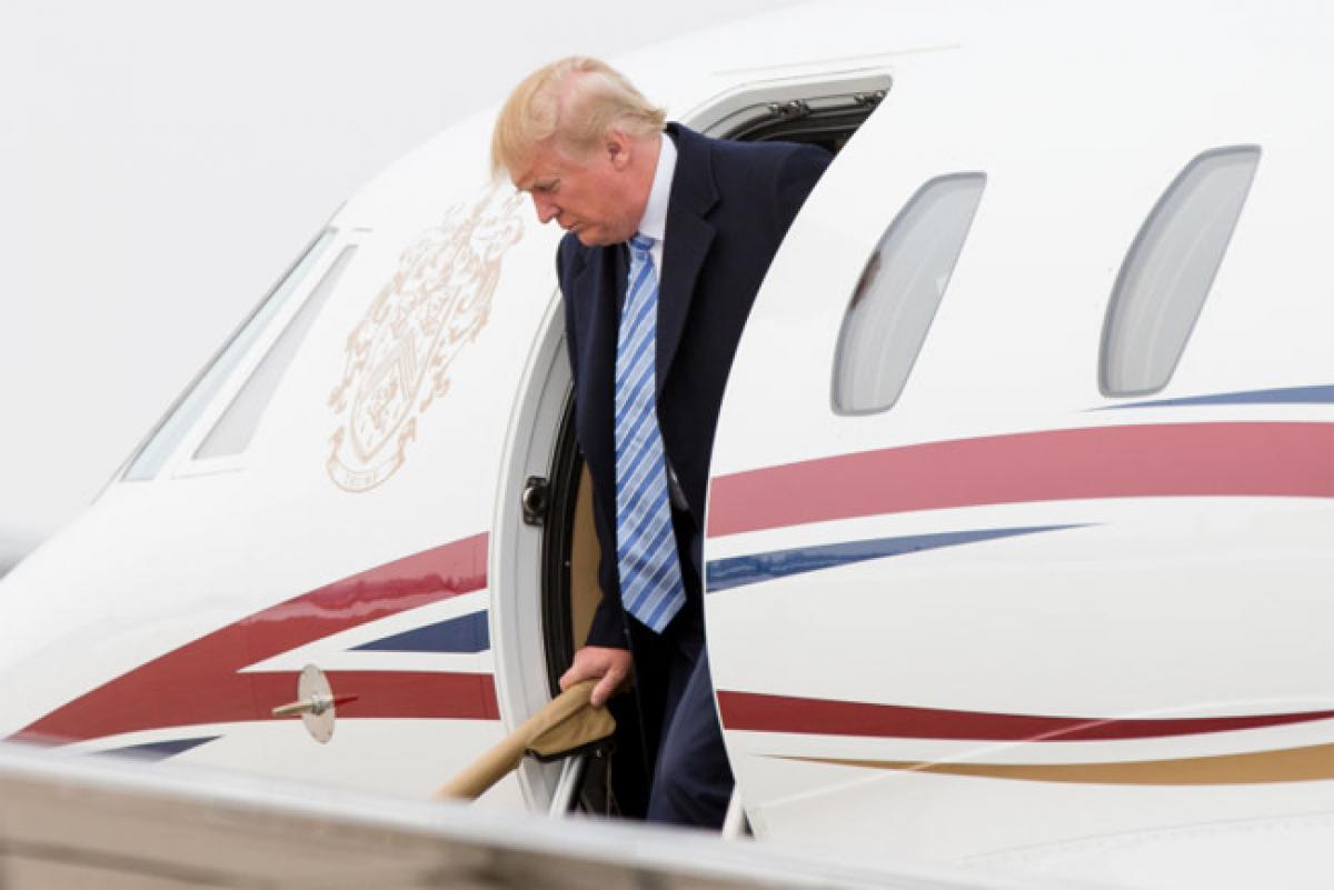 Donald Trump flying jet without valid registration